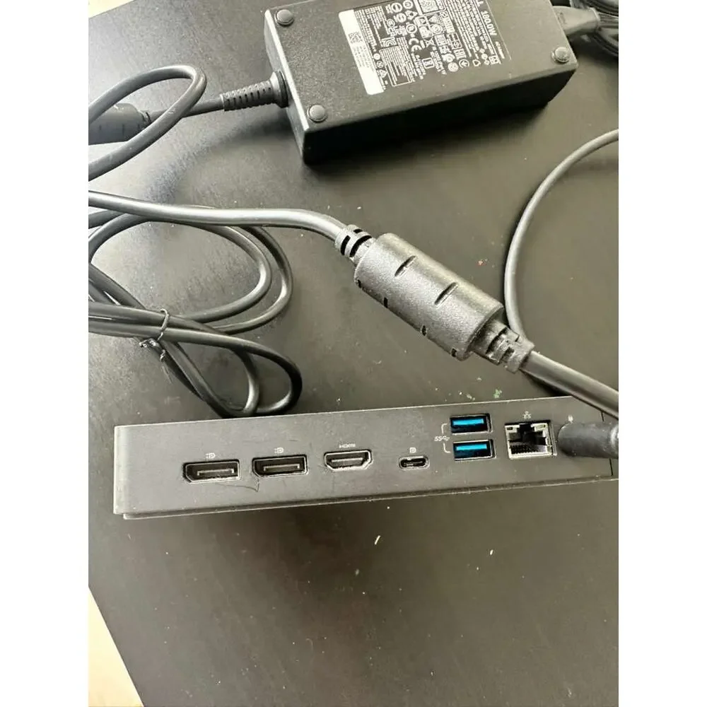 Dell WD19S Docking Station w/ OEM 180w AC Adapter + USB 3.0 + DP CABLES